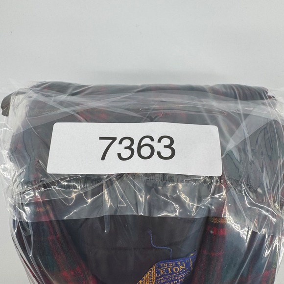 Pendleton Men's Medium Red Green Plaid Wool Shirt Jacket Quilted Lined - Picture 9 of 9